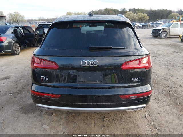 2018 Audi Q5 2.0t Premium/2.0t Tech Premium მანქანა იყიდება აუქციონზე, vin: WA1BNAFY1J2211625, აუქციონის ნომერი: 44616255