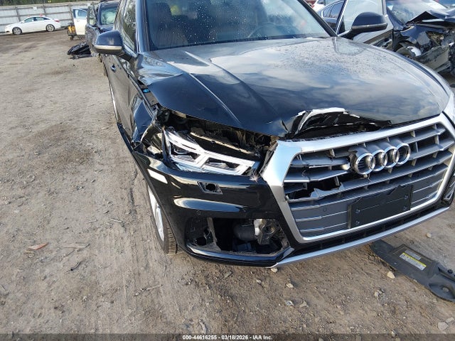 2018 Audi Q5 2.0t Premium/2.0t Tech Premium მანქანა იყიდება აუქციონზე, vin: WA1BNAFY1J2211625, აუქციონის ნომერი: 44616255