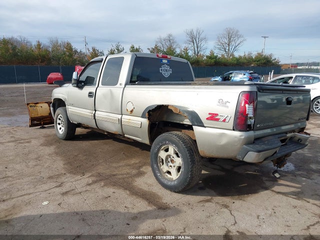 1999 CHEVROLET SILVERADO 1500 2GCEK19T4X1109563 Photo 2