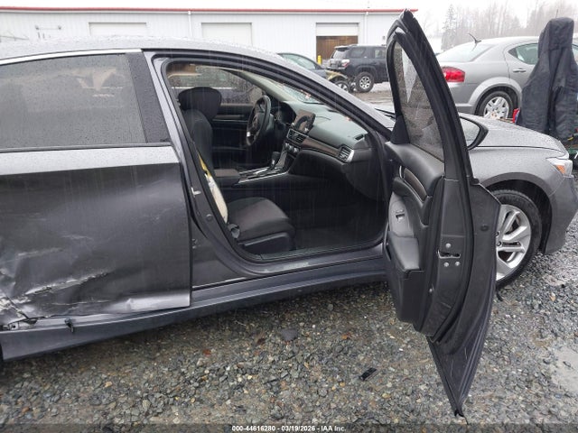 2019 HONDA ACCORD 1HGCV1F16KA042207 Photo 4