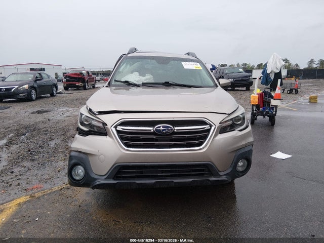 2018 Subaru Outback 2.5i Limited მანქანა იყიდება აუქციონზე, vin: 4S4BSANC2J3394429, აუქციონის ნომერი: 44616294