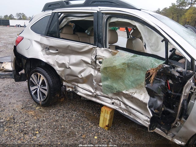 2018 Subaru Outback 2.5i Limited მანქანა იყიდება აუქციონზე, vin: 4S4BSANC2J3394429, აუქციონის ნომერი: 44616294