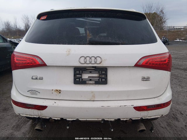 44616318 :رقم المزاد ، WA1LKAFP0AA113213 vin ، 2010 Audi Q5 3.2 Premium مزاد بيع