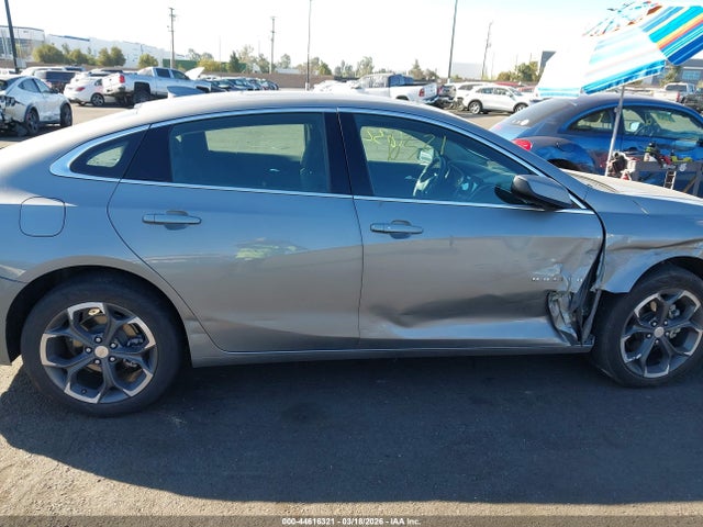 1G1ZD5ST3PF231586 Chevrolet Malibu Fwd 1lt