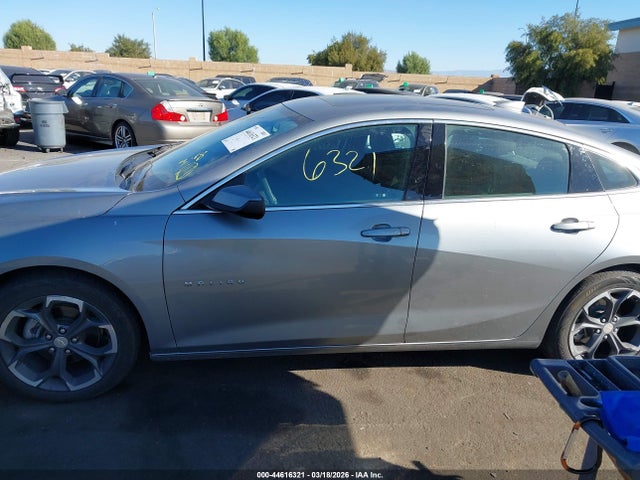 1G1ZD5ST3PF231586 Chevrolet Malibu Fwd 1lt