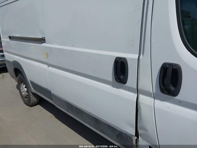 44616328 :رقم المزاد ، 3C6TRVDD2EE126475 vin ، 2014 Ram Promaster 2500 High Roof مزاد بيع