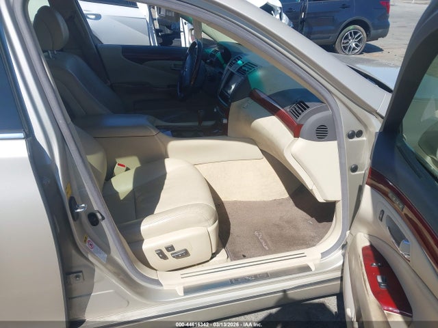 2012 Lexus Ls 460 მანქანა იყიდება აუქციონზე, vin: JTHBL5EF4C5113126, აუქციონის ნომერი: 44616342