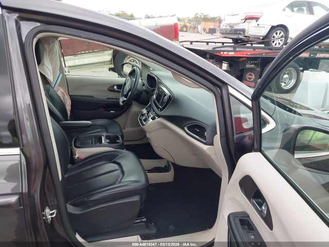 Продажа на аукционе авто 2020 Chrysler Voyager Lxi, vin: 2C4RC1DG0LR265393, номер лота: 44616347