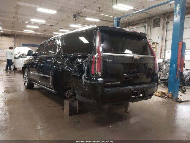 Продаж на аукціоні авто 2020 Cadillac Escalade Esv 4wd Platinum, vin: 1GYS4KKJXLR121739, номер лоту: 44616400