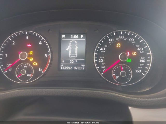 2013 Volkswagen Passat 2.0l Tdi Se მანქანა იყიდება აუქციონზე, vin: 1VWBN7A37DC139748, აუქციონის ნომერი: 44616425