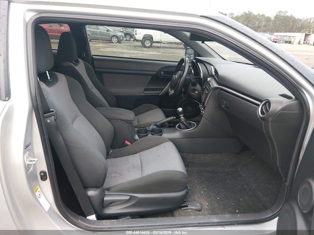 Scion TC 2014 JTKJF5C71E3077614 Image 5