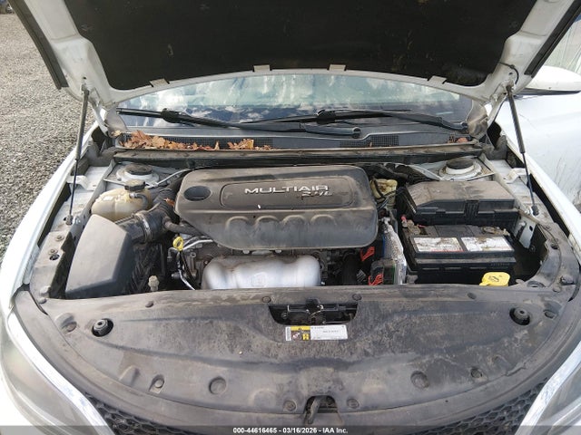 44616465 :رقم المزاد ، 1C3CCCAB0GN109470 vin ، 2016 Chrysler 200 Limited مزاد بيع