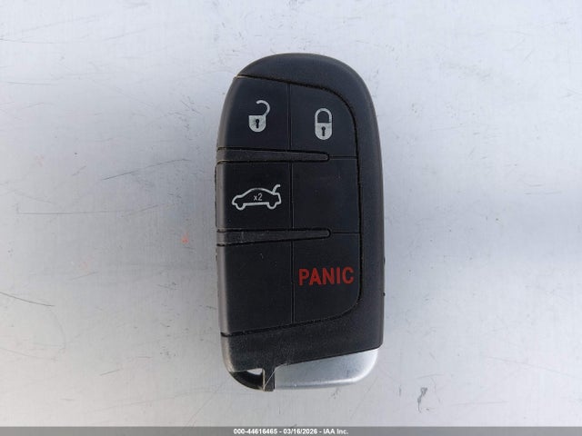 44616465 :رقم المزاد ، 1C3CCCAB0GN109470 vin ، 2016 Chrysler 200 Limited مزاد بيع