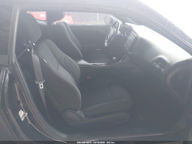 2016 Dodge Challenger Sxt მანქანა იყიდება აუქციონზე, vin: 2C3CDZAG8GH352593, აუქციონის ნომერი: 44616475