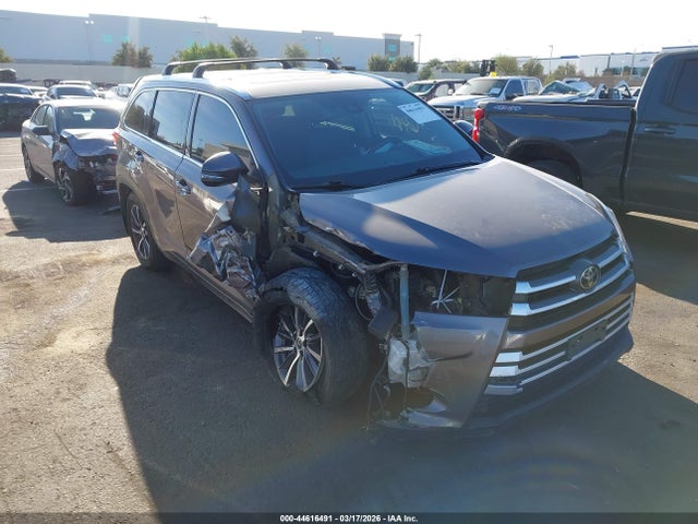 Toyota Highlander Xle 2018 5TDKZRFH9JS274747 Image 13