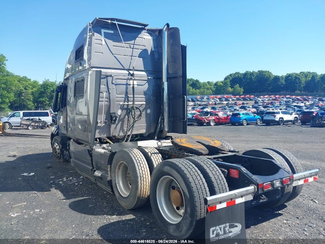 44616525 :رقم المزاد ، 4V4NC9EH1NN289856 vin ، 2022 Volvo Vnl مزاد بيع