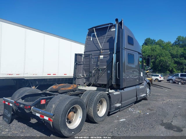 Aukcja sprzedaży 2022 Volvo Vnl, vin: 4V4NC9EH1NN289856, numer aukcji: 44616525