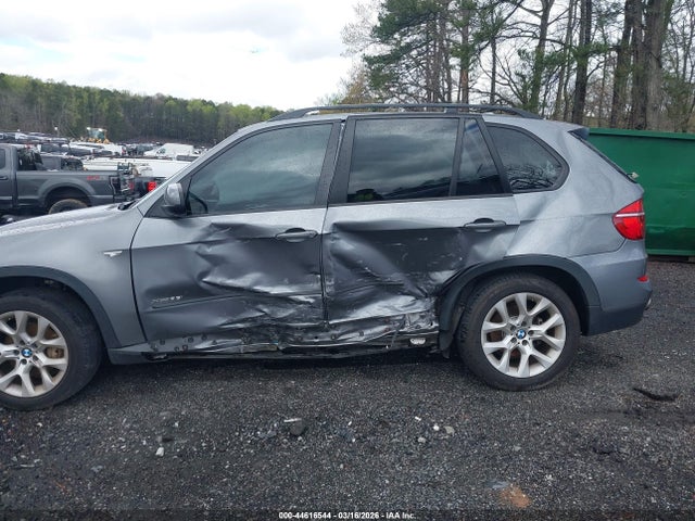 2011 BMW X5 5UXZV4C57BL409412 Photo 5