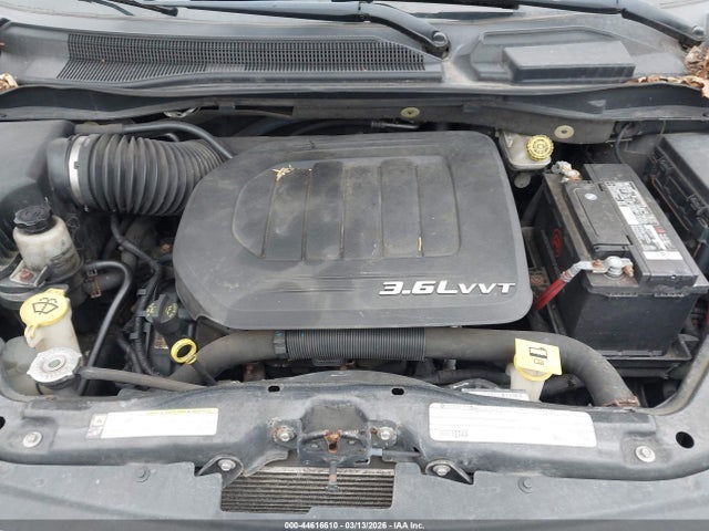 44616610 :رقم المزاد ، 2A4RR6DG2BR659420 vin ، 2011 Chrysler Town & Country Limited مزاد بيع