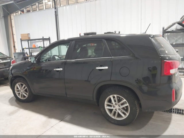 KIA SORENTO LX 2015 5XYKT3A65FG654337 Image 14