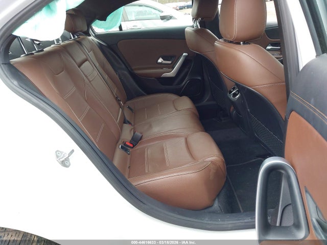 2019 MERCEDES-BENZ A 220 WDD3G4FB1KW022782 Photo 7