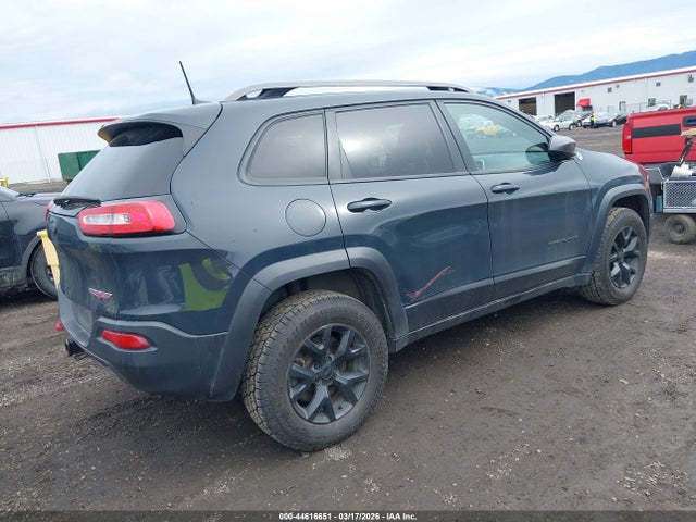 2016 Jeep Cherokee Trailhawk მანქანა იყიდება აუქციონზე, vin: 1C4PJMBS7GW224634, აუქციონის ნომერი: 44616651
