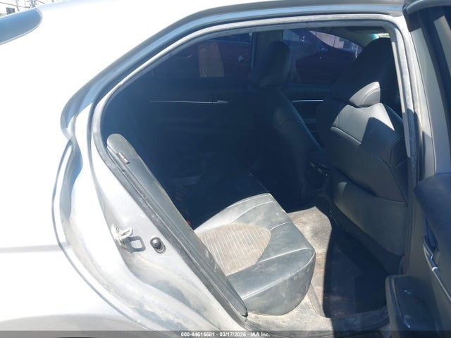 4T1B11HK6KU257771 Toyota CAMRY SE