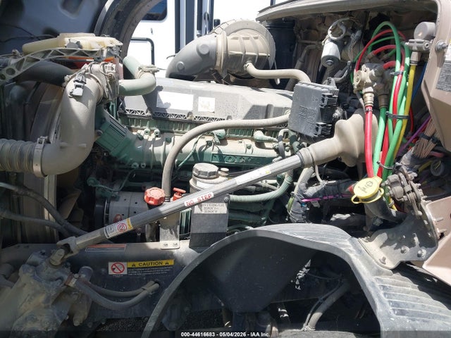 44616683 :رقم المزاد ، 4V4NC9EH9LN240515 vin ، 2020 Volvo Vnl مزاد بيع