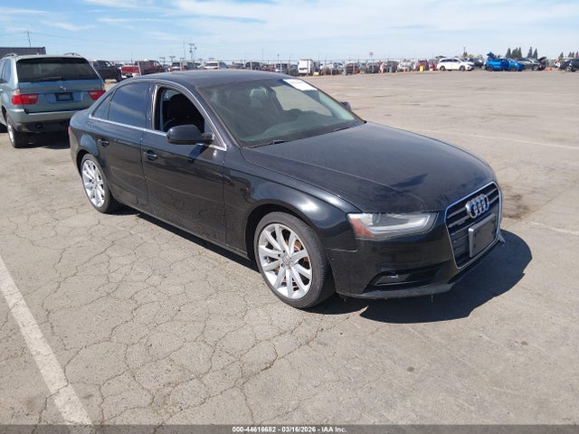 2013 AUDI A4 WAUFFAFLXDN014042 Photo 0