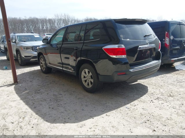 2013 TOYOTA HIGHLANDER 5TDZA3EH7DS038025 Photo 2