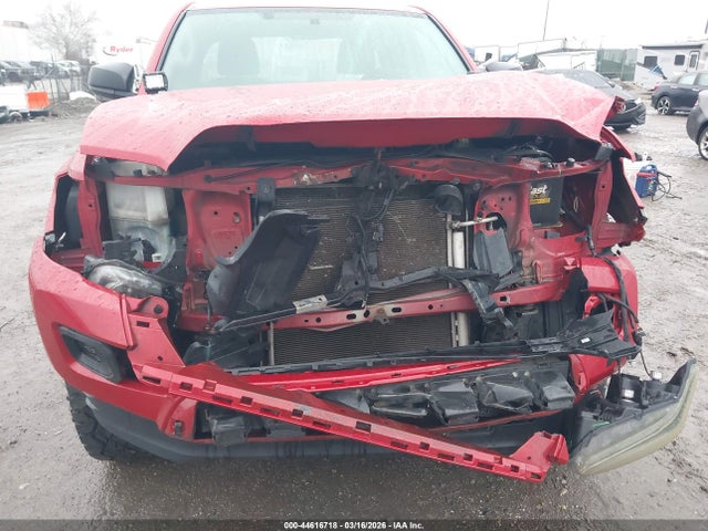 5TFSX5EN4GX040718 Toyota Tacoma Sr