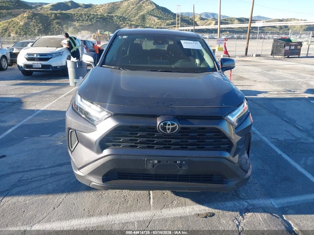 2T3K1RFV3SW368507 Toyota RAV4 LE