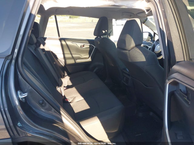 2T3K1RFV3SW368507 Toyota RAV4 LE
