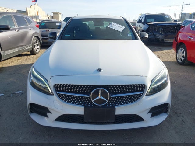 W1KWF8DB1MR645590 Mercedes-Benz C 300 Sedan