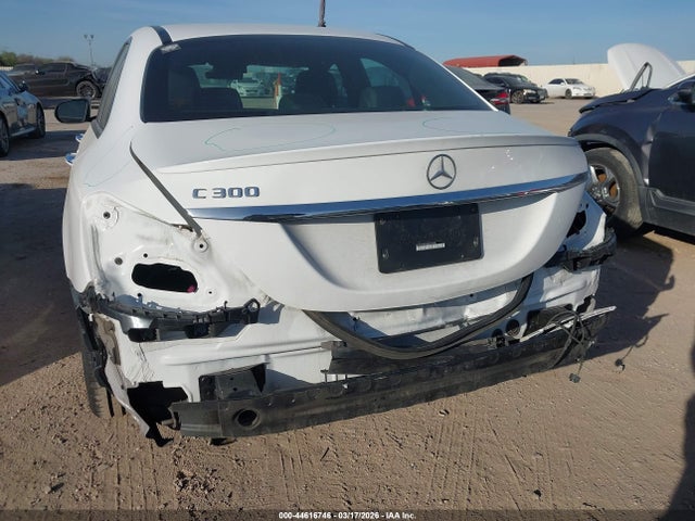 W1KWF8DB1MR645590 Mercedes-Benz C 300 Sedan