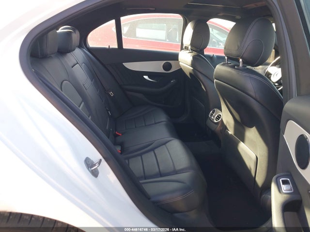 W1KWF8DB1MR645590 Mercedes-Benz C 300 Sedan