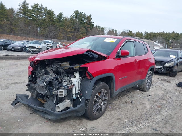 44616768 :رقم المزاد ، 3C4NJDBB2HT692320 vin ، 2017 Jeep New Compass Latitude 4x4 مزاد بيع