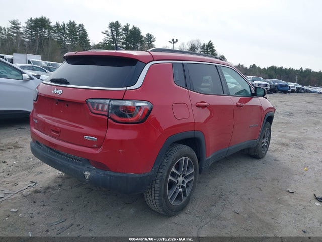44616768 :رقم المزاد ، 3C4NJDBB2HT692320 vin ، 2017 Jeep New Compass Latitude 4x4 مزاد بيع