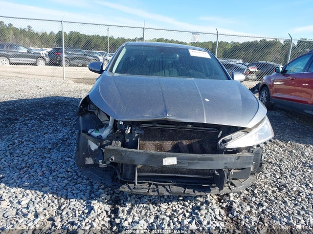 KMHD84LF0KU748997 Hyundai ELANTRA SEL