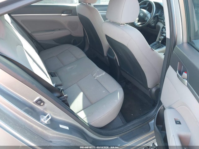 KMHD84LF0KU748997 Hyundai ELANTRA SEL