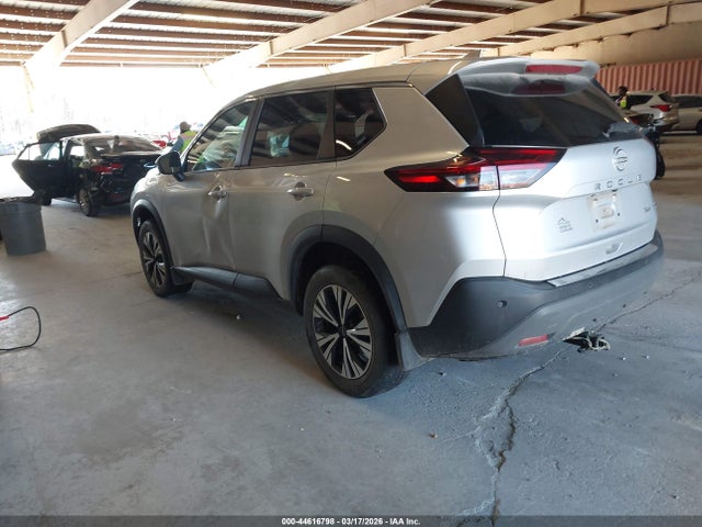 44616798 :رقم المزاد ، 5N1BT3BA9NC676844 vin ، 2022 Nissan Rogue Sv Fwd مزاد بيع