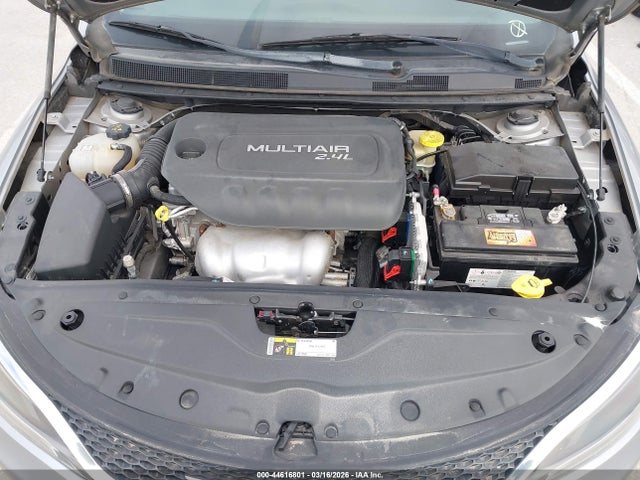 Aukcja sprzedaży 2015 Chrysler 200 C, vin: 1C3CCCCB6FN602646, numer aukcji: 44616801