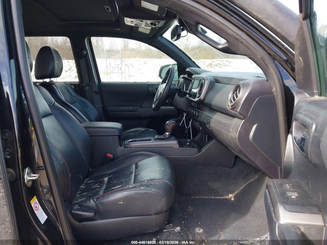 44616803 :رقم المزاد ، 5TFCZ5AN2KX176973 vin ، 2019 Toyota Tacoma Trd Pro مزاد بيع
