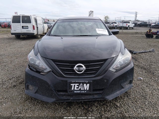 1N4AL3AP8JC252285 Nissan Altima 2.5 Sr