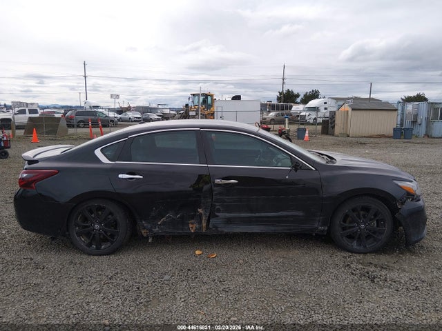 1N4AL3AP8JC252285 Nissan Altima 2.5 Sr