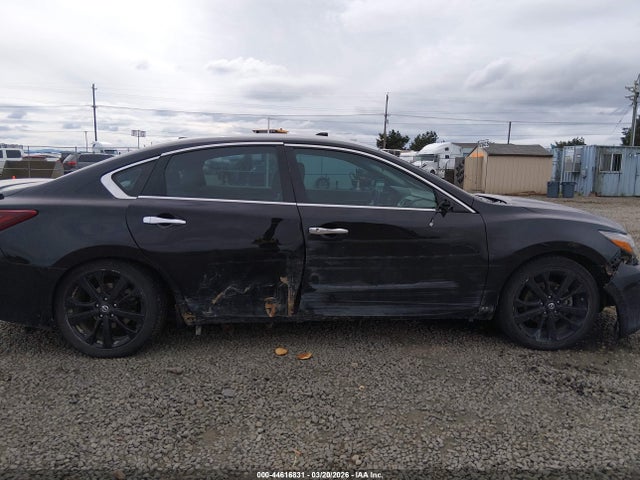 1N4AL3AP8JC252285 Nissan Altima 2.5 Sr