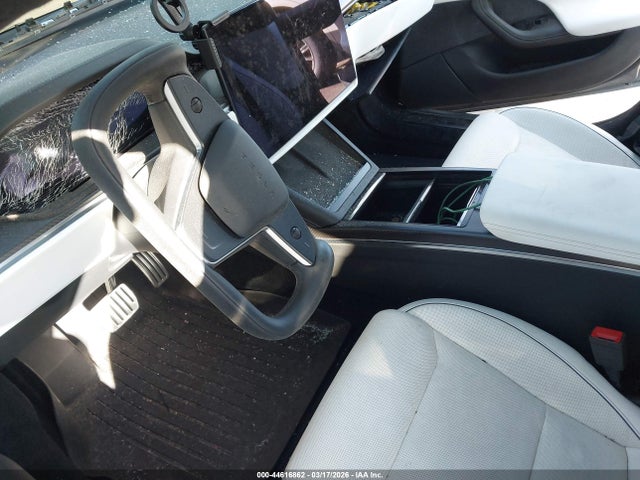 44616862 :رقم المزاد ، 5YJSA1E60NF472071 vin ، 2022 Tesla Model S Plaid Tri Motor All-wheel Drive مزاد بيع