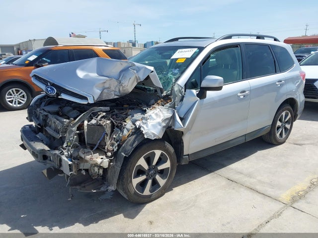 JF2SJAGC5HH579027 Subaru Forester 2.5i Premium