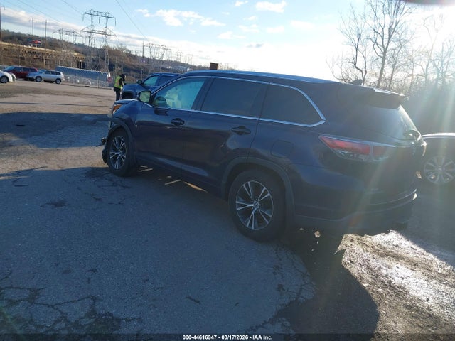 Toyota Highlander Xle V6 2016 5TDJKRFH8GS271850 Image 3