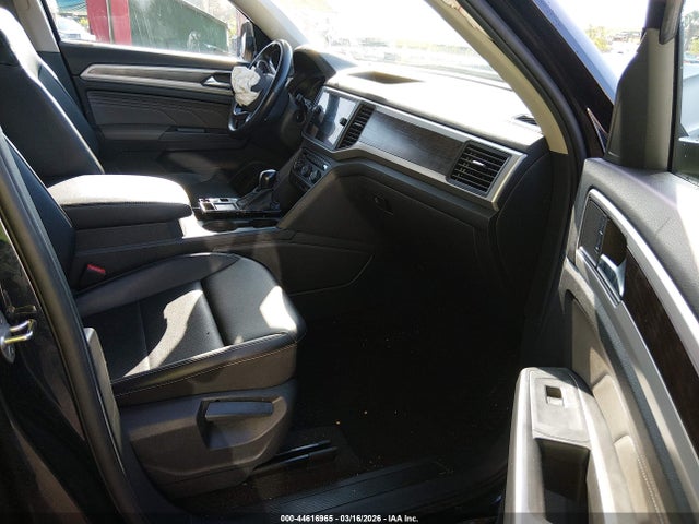 Продажа на аукционе авто 2021 Volkswagen Atlas 2.0t Se, vin: 1V2DP2CA7MC588205, номер лота: 44616965